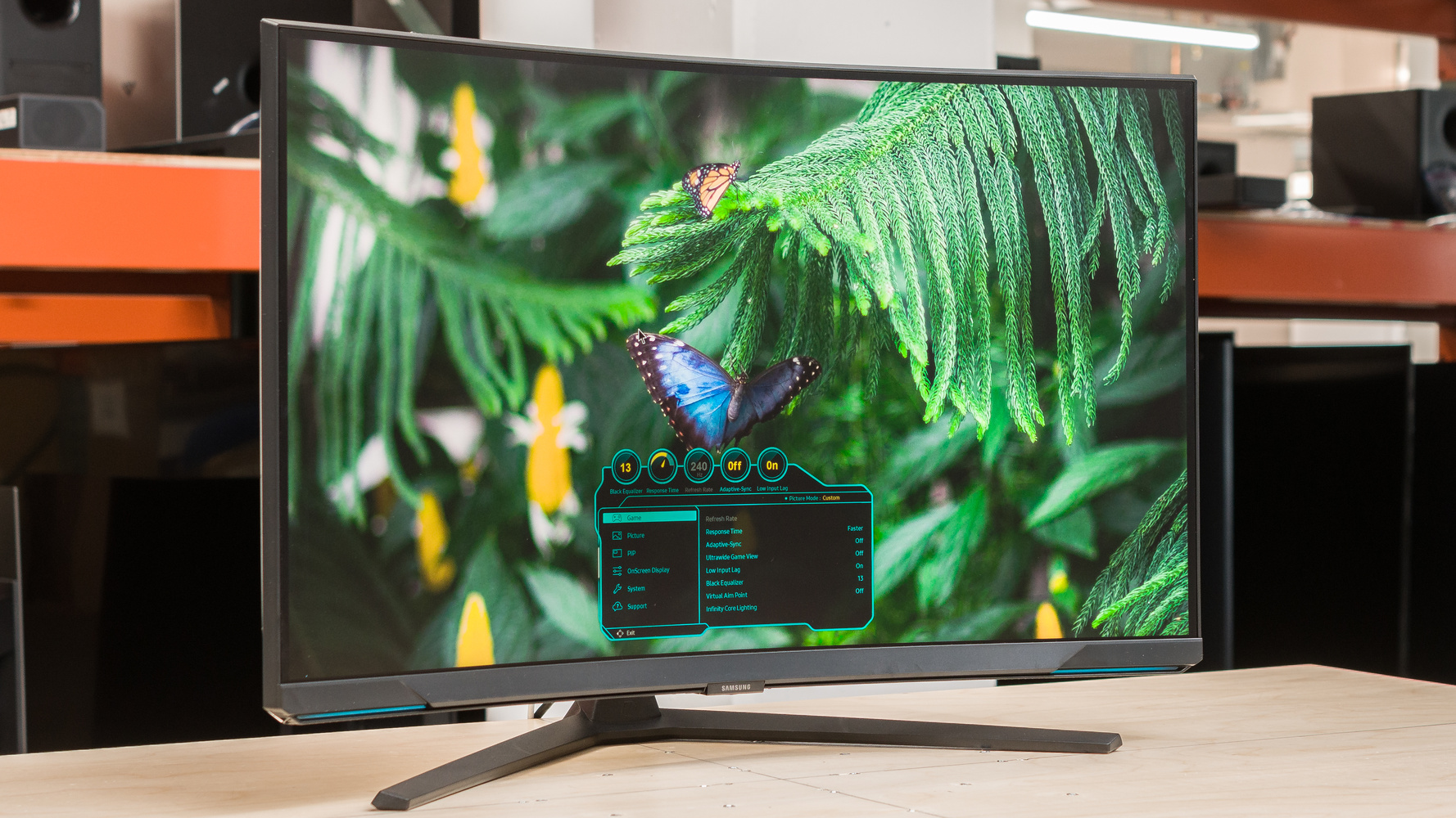 Samsung Odyssey Neo G8 S32BG85 
            Monitor Review