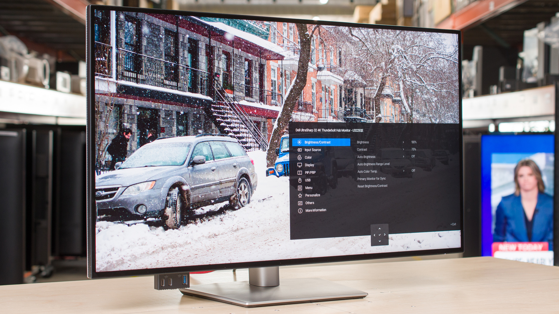 Dell U3225QE 
            Monitor Review